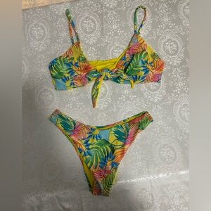 Sirius Moda Praia Yellow Tropical Bikini